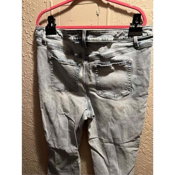 m Jeans By Maurices Light Colored Mid-Rise Kick Boot Ankle Jeans Woman’s Size 16 - Picture 13 of 15
